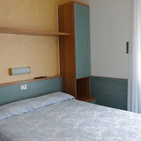 Paris Линьяно-Саббьядоро