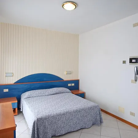 Paris Hotel