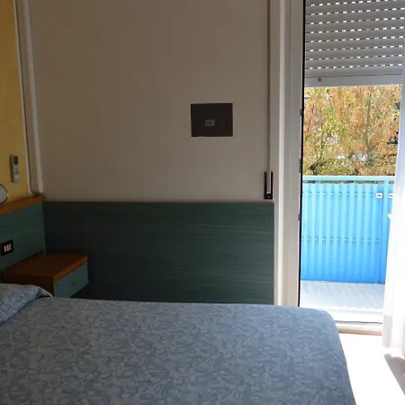 Paris 3* Λινιάνο Σαμπιαντόρο